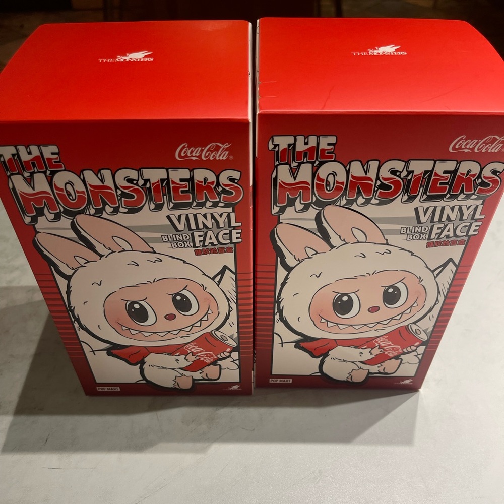 THE MONSTERS COCA-COLA SERIES-Vinyl Face KeyChain